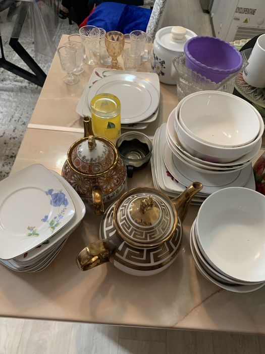 Всю посуду за 10000 т