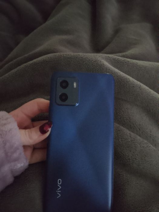 Vivo Y15s телефон