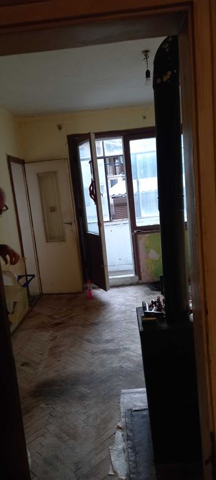 Продавам апартамент кв.Здравец