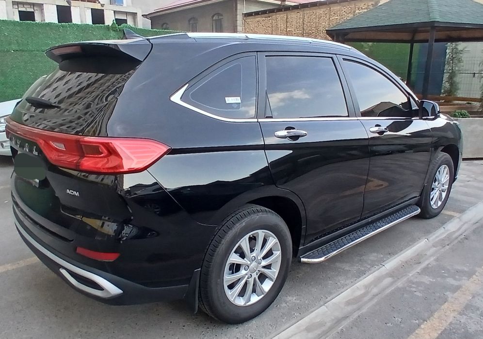 АвтомобильHAVAL M6