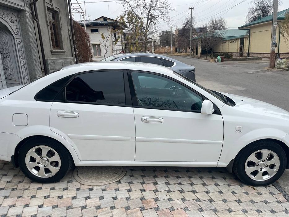 Продам Gentra 2017г автомат в отличном состоянии c пробегом: 293000