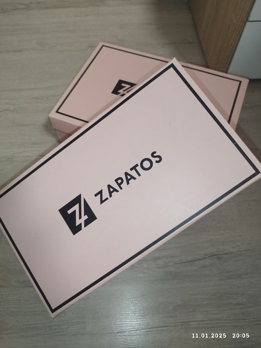 Сандали от Запатос номер 43