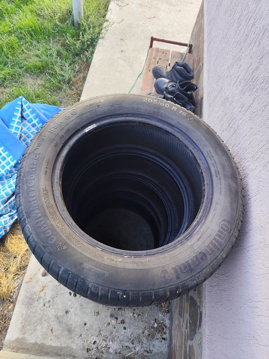 Vând anvelope de iarnă,205/60 R16