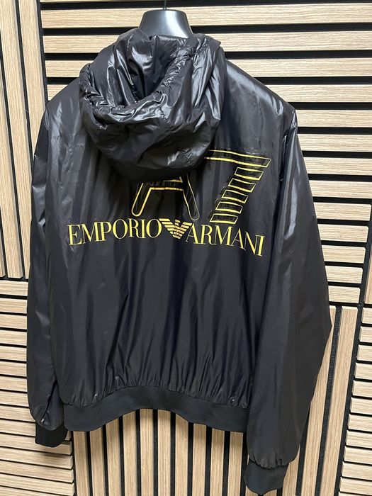EA7 Emporio Armani : НОВО преходно яке размер Л  / Оригинал