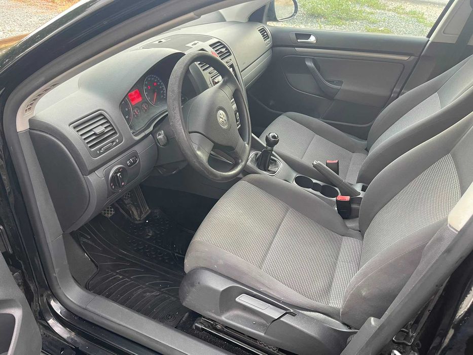 VW Golf 5 1.4 Benzina 88 Cp 2009