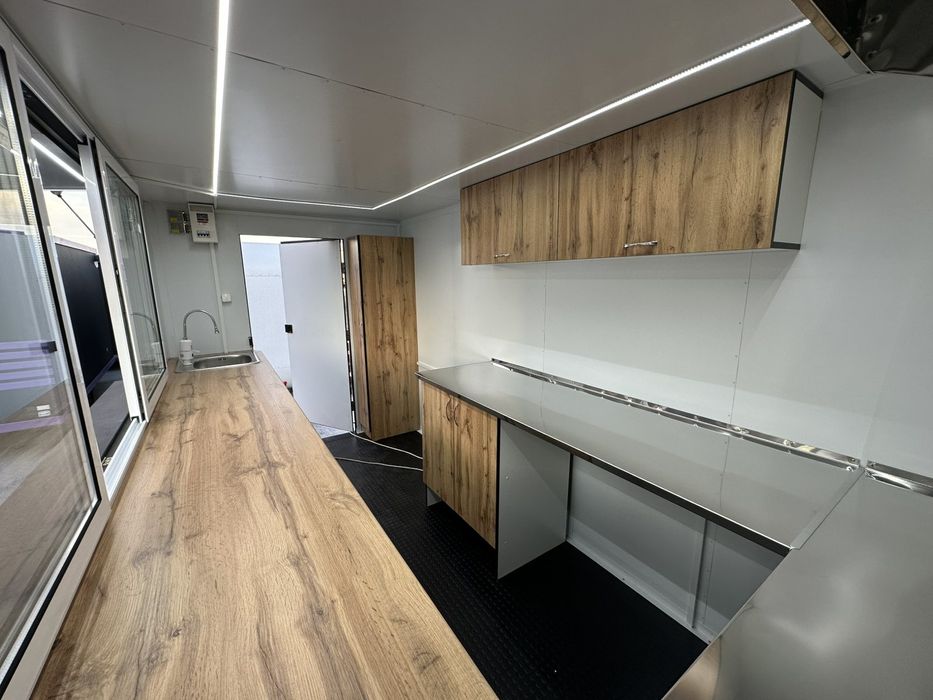 Търговска каравана за бързо хранене със спирачка 4*2*2.1