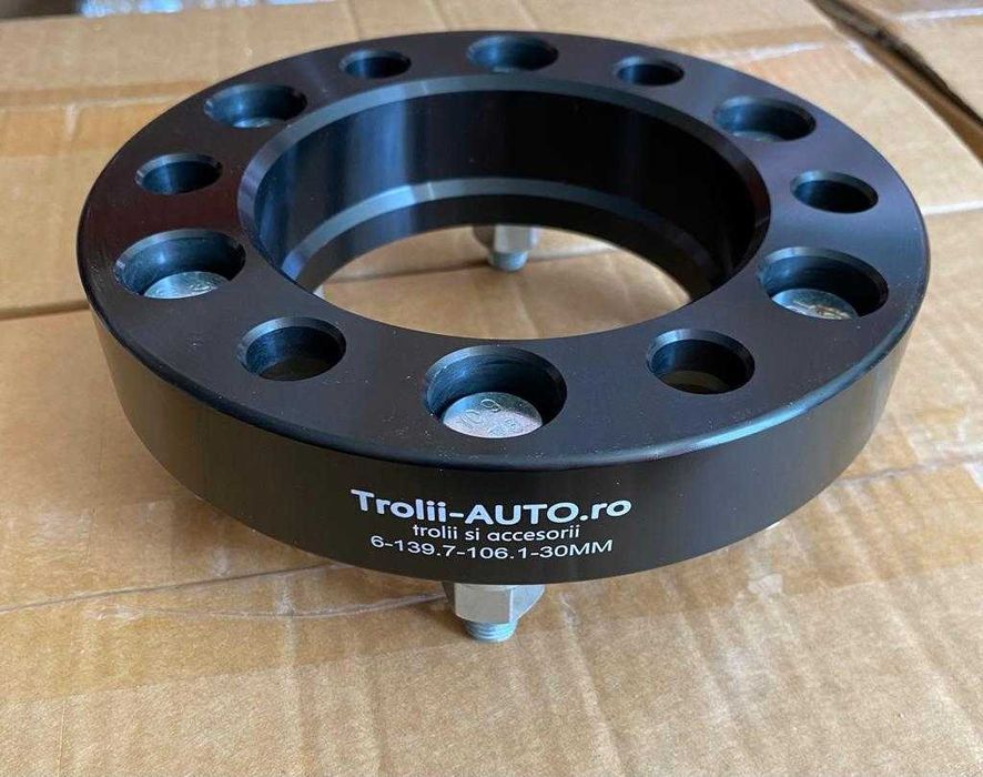 Flanse distantiere Toyota 30mm 6x139,7 M12x1,5 CB 106,1 cu inel