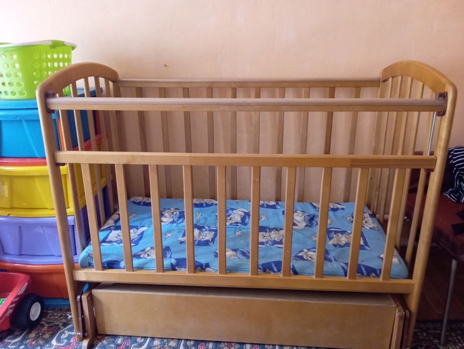 Продам Манеж для детей