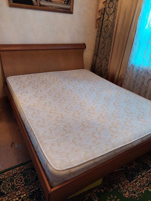 Спальный гарнитур производство Прибалтика