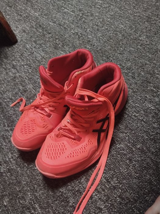 Кроссовки Assics 43-44 размер