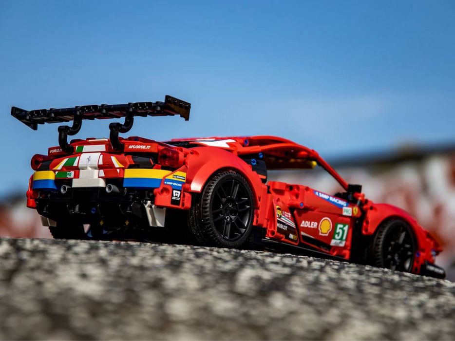 Ferrari 488 GTE Lego Technic Model