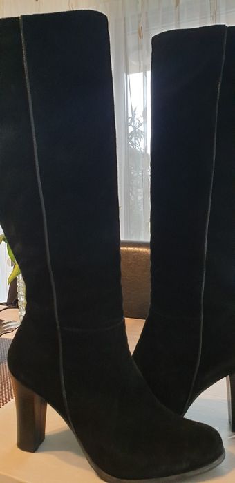 Cizme lungi cu toc