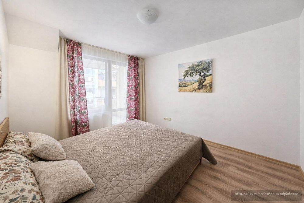 Дава се под наем Двустаен апартамент в Варна, Център - 55 кв.м за 448.8 € - Снимка #3