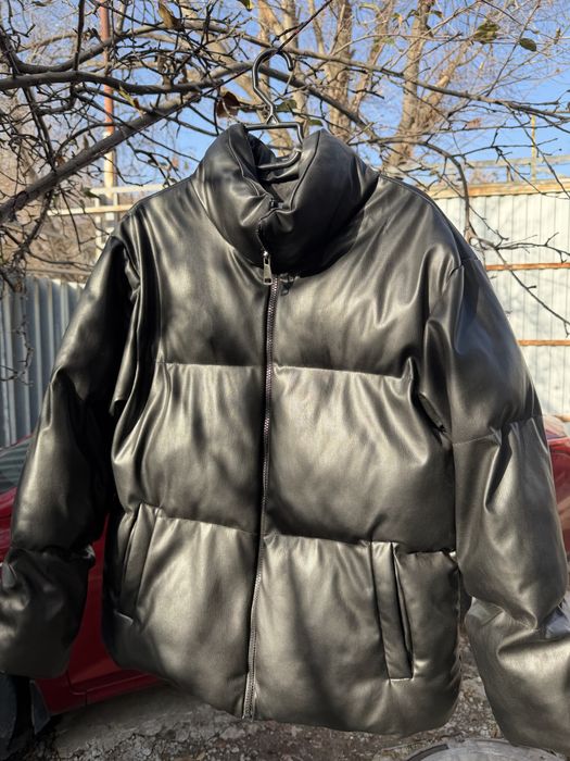 Куртка пуховик экокожа М - Л