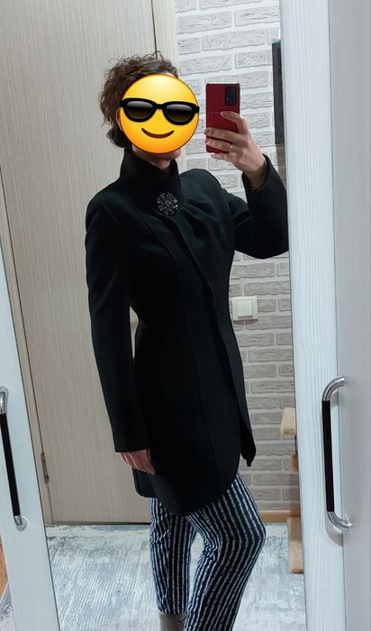 Продам демисезонное пальто