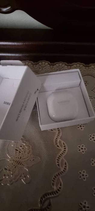 Беспроводной наушник самсунг галакси