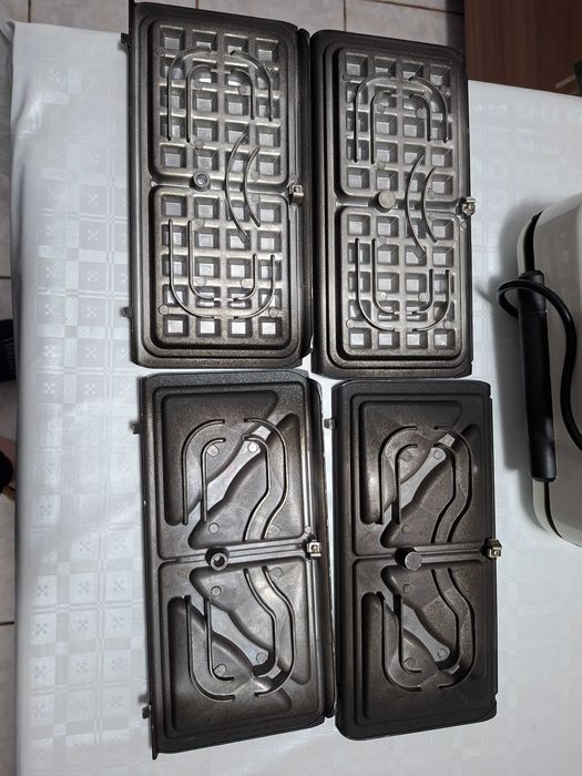 Set 2 tavite sandwick maker + set 2 tavite grofe Tefal