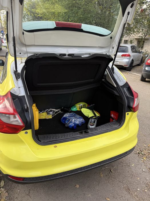 FORD Focus 2014 — imagine 5