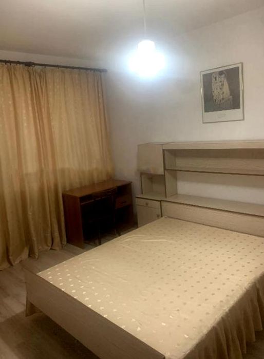 Дава се под наем Тристаен апартамент в Пловдив, Кючук Париж - 102 кв.м за 450 € - Снимка #3