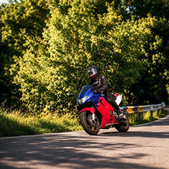 Honda cbr f4 600