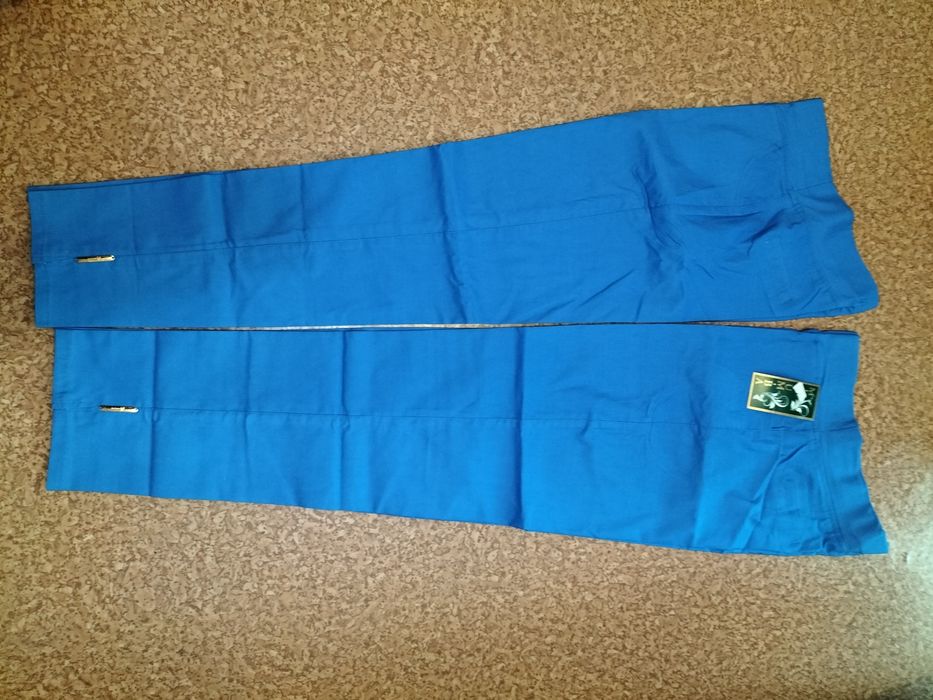 Женские брюки классика