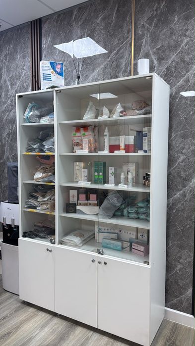 Продам мебель для офиса-шкафы, столы