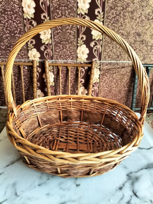 Продам корзины  плетеные.