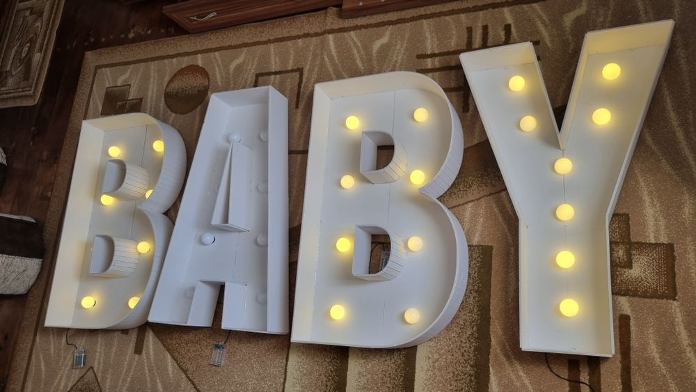 Decor gender reveal