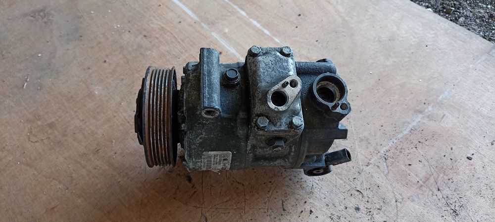 Compresor AC 1K0820803S Audi TT Q3 Seat Skoda VW Tiguan