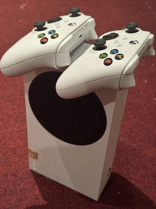 X box series s приставка