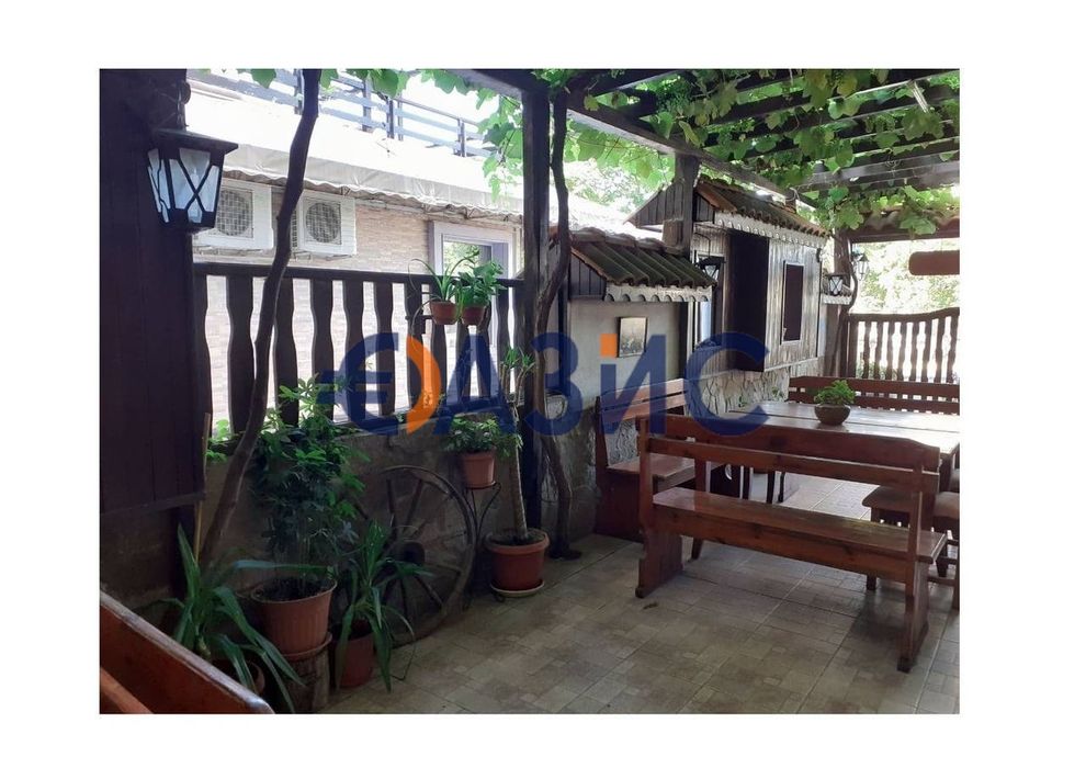 Ресторант Стария Кестен на 160 гости, в гр. Несебър, на 100 м. от