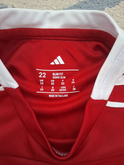 Ново! Детски футболен екип на  Ливърпул за 2025-2026, 7-8 години