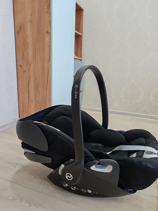Продам автолюльку Cybex Cloud Z i-Size Plus
