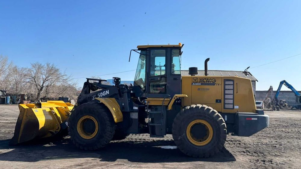 Продам фронтальный погрузчик XCMG ZL-50 GN