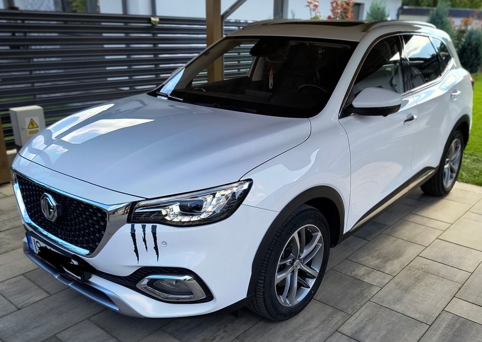 MG EHS plug-in hibrid  că nou.