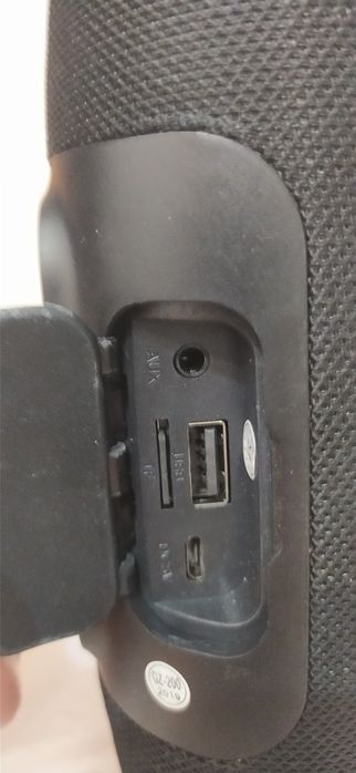 Бумбокс новый в коробке.