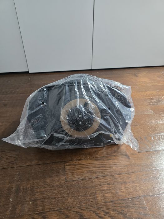 Thrustmaster TX Servo base racing wheel