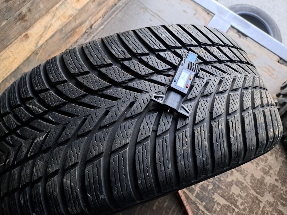 O anvelopa 275/45 R20 Nokian profil 90%(2023)