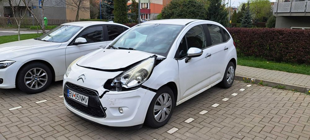 Vand Citroen C3 2012 avariat