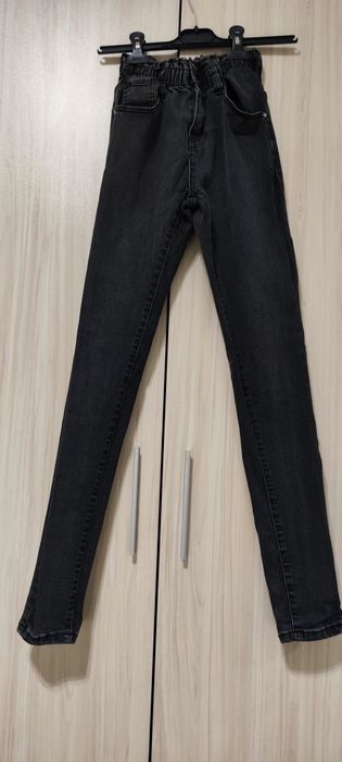 Дънки и панталони