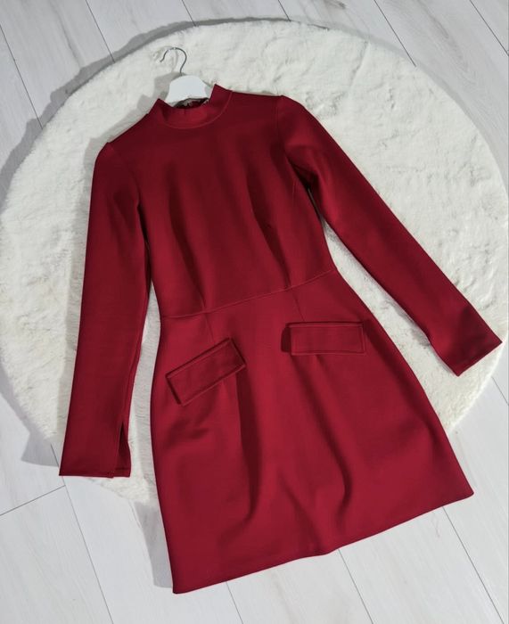Платье бордовое мини с длинным рукавом