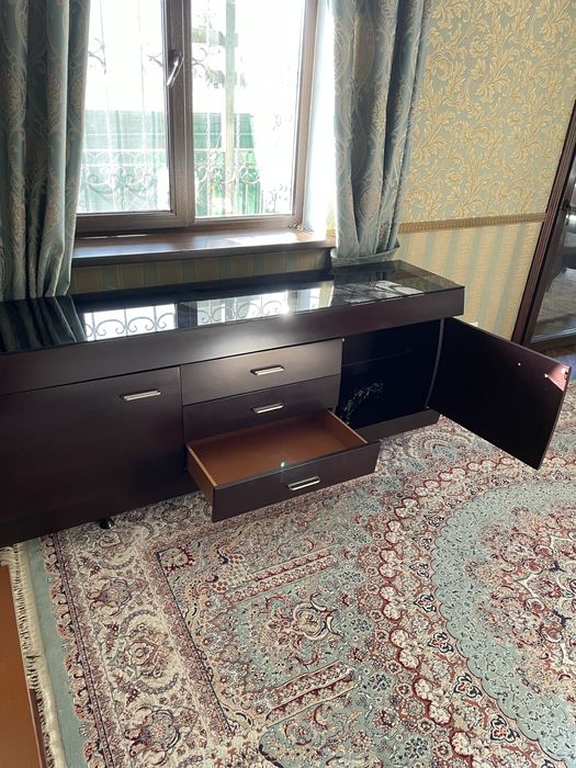 Комод деревянный