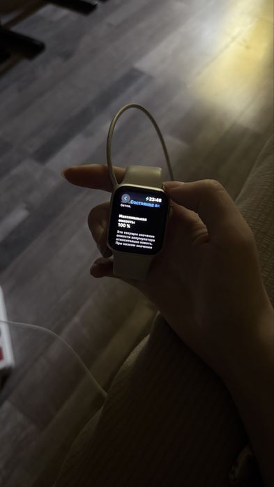 Продам часы Apple Watch SE 2 Gen 40 мм