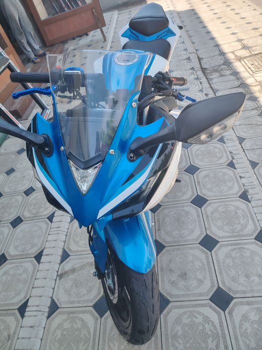 Moto yamaha R3 replik yurishi zur hamma joyi joyida