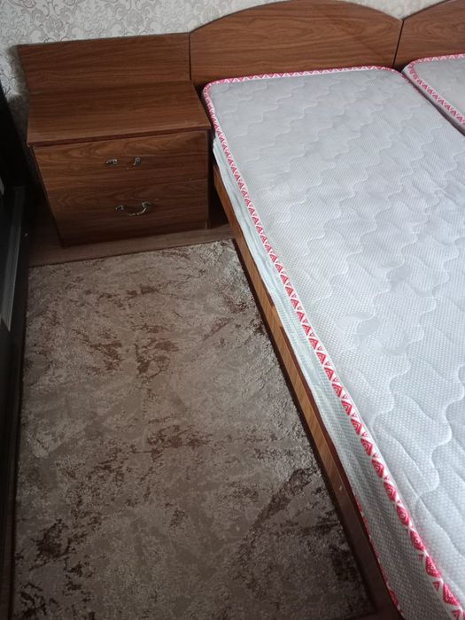 Спальный гарнитур