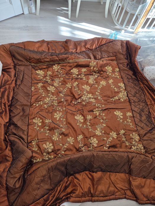 Продам новое покрывало