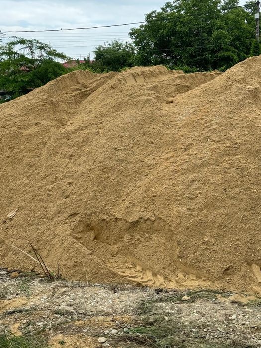 Pământ negru vegetal de cea mai bună calitate Nisip Chisai Piatra