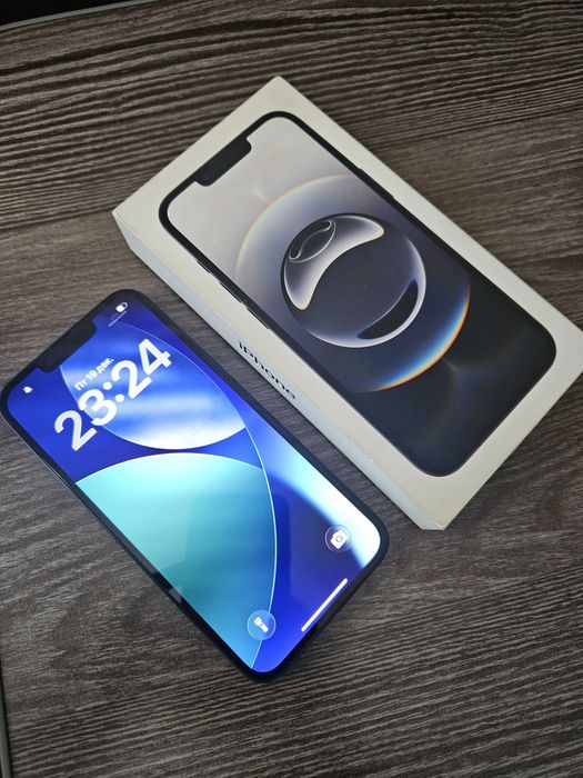 Продам iPhon 16 E