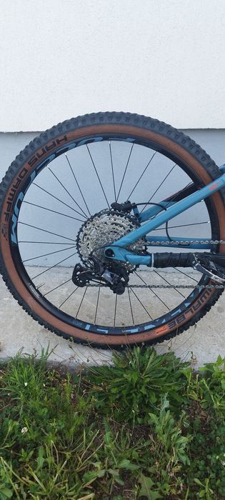 Vând  Cube Stereo 140 HPC Race