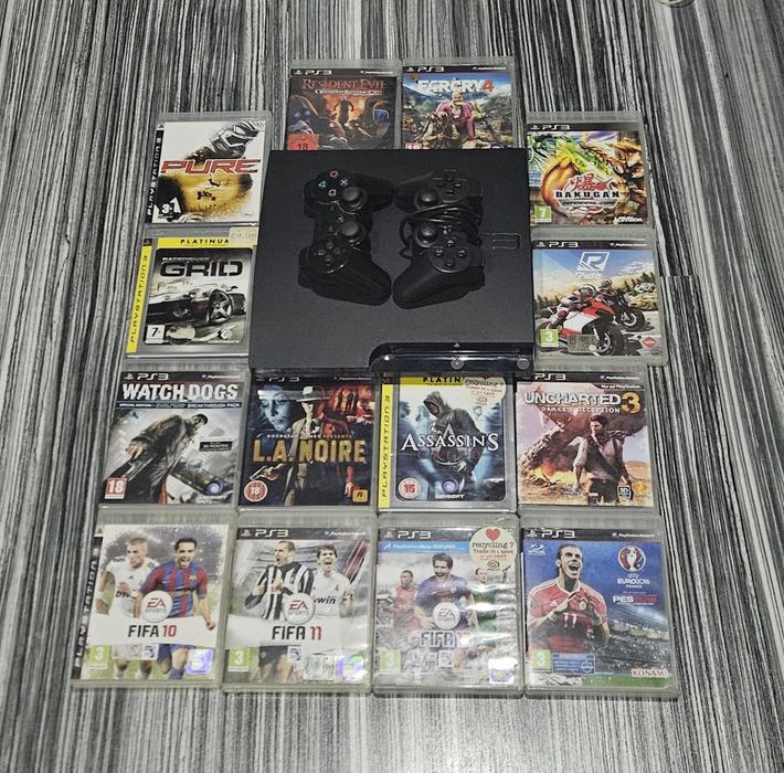 Consola Sony ps 3+ 14 jocuri originale